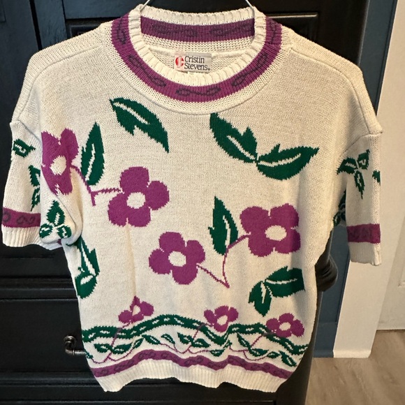 cristin stevens Sweaters - Women's Purple Floral Sweater, size medium